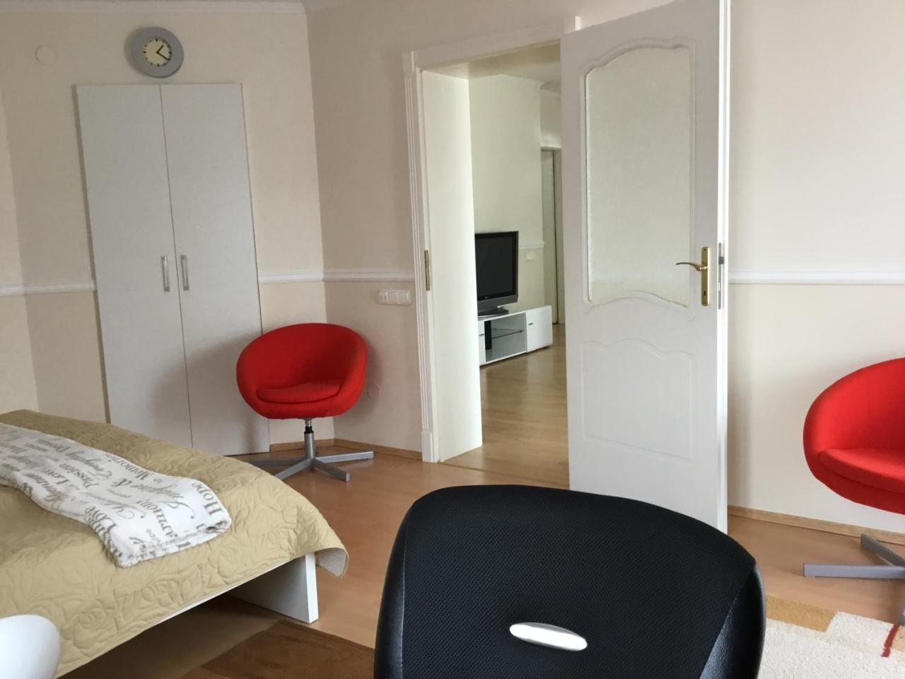 3 Bedroom Private Floor In Luxury Mansion Budapeste Exterior foto